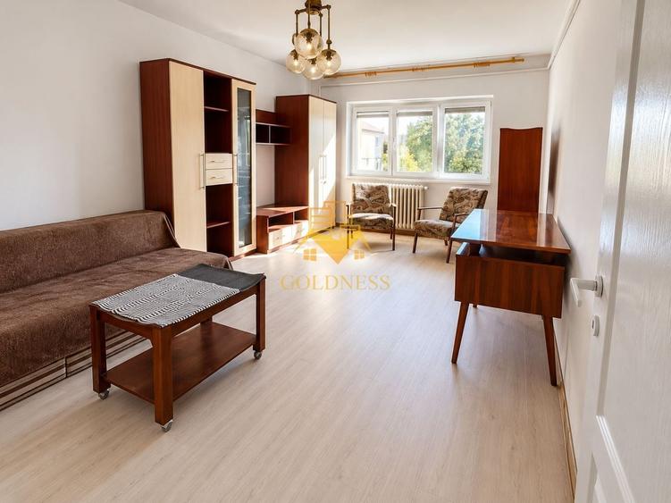 Apartament cu 2 camere decomandat, mobilat în Zorilor