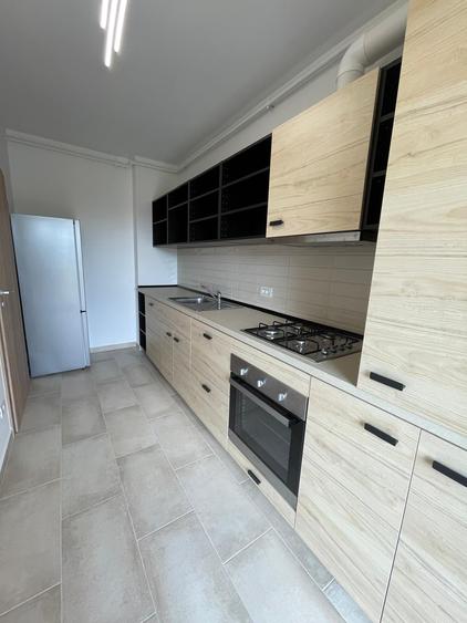 Apartament cu 2 camere decomandat, mobilat în Aradului
