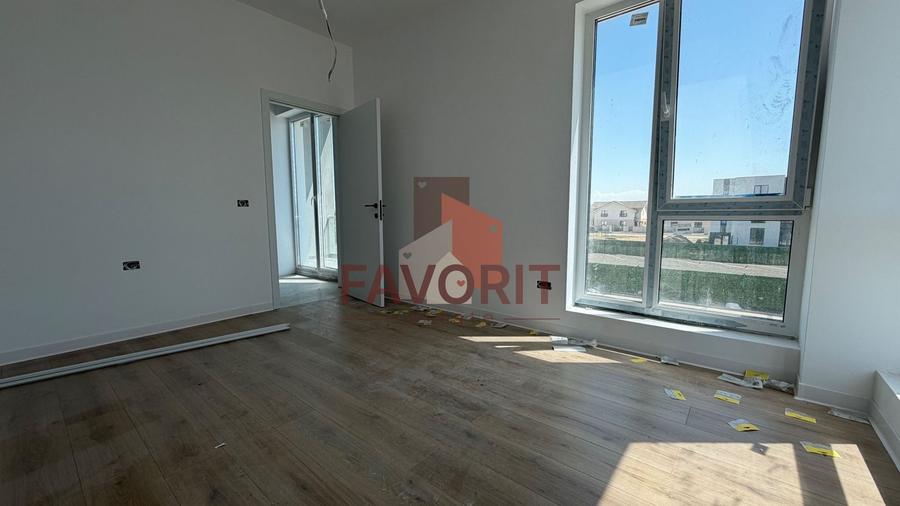 Apartament cu 3 camere decomandat în Moșnița Nouă