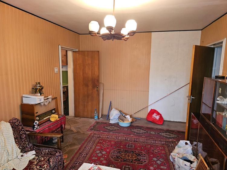 Apartament cu 2 camere semidecomandat în Drumul Taberei
