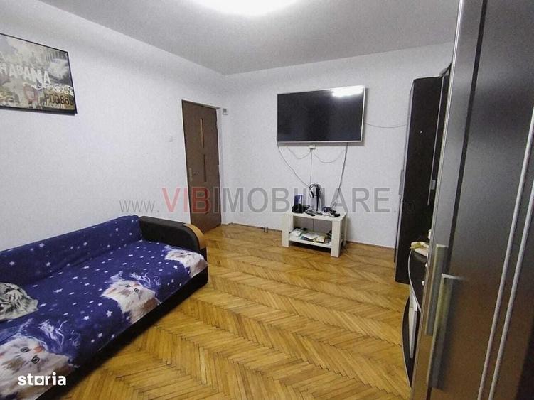 Apartament cu 3 camere decomandat în P-ța Doina