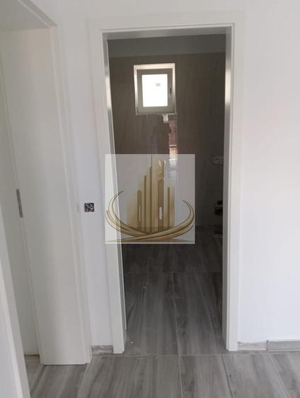 Casă individuală cu 3 camere cu Canalizare în Sânandrei