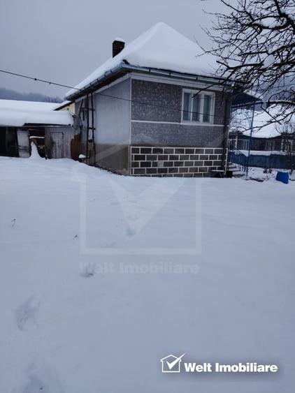 Casă individuală cu 2 camere cu Teren 950 Mp în Vâlcele