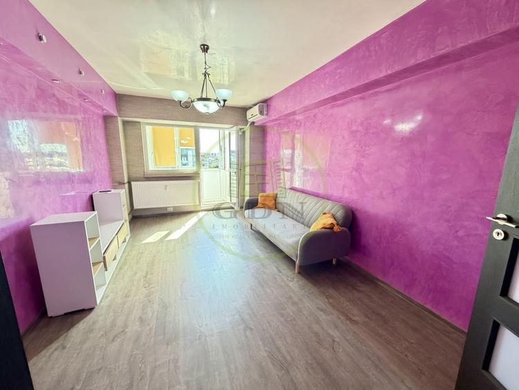 Apartament 3 camere decomandat, cartier Rovine, zona Posta - 1