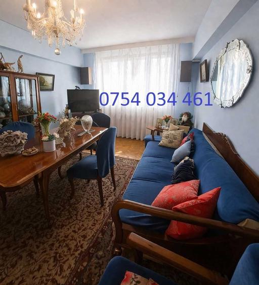 Apartament cu 3 camere semidecomandat în Dorobanți
