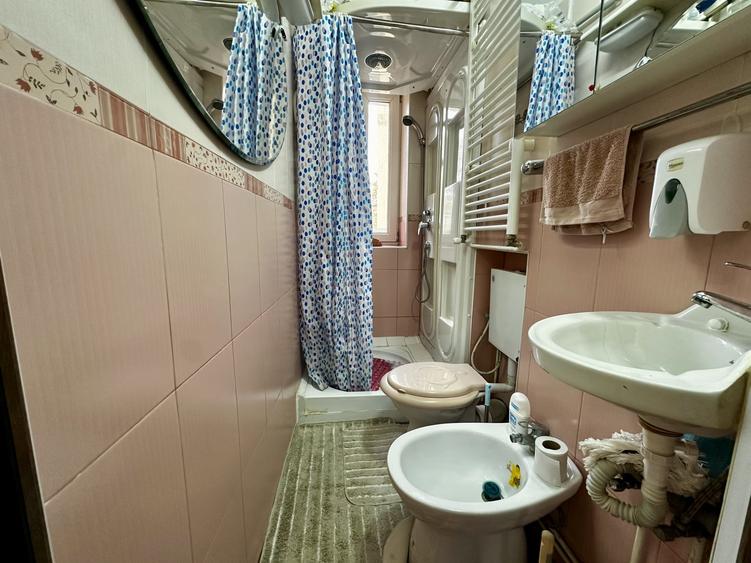 Apartament cu 2 camere semidecomandat, mobilat în Iosefin