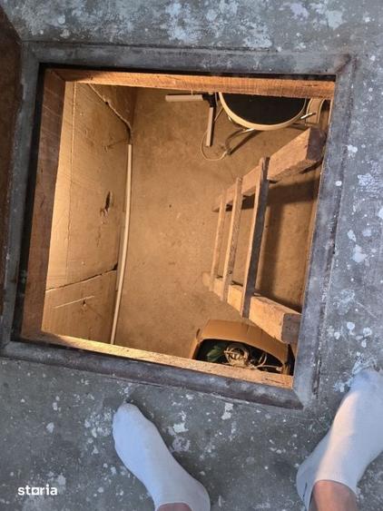 Apartament cu 2 camere semidecomandat în Craiovița Nouă