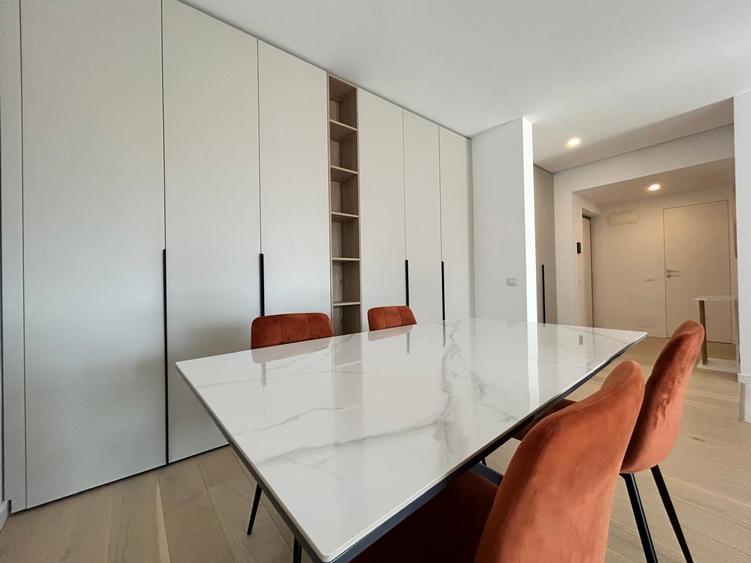 Apartament cu 2 camere semidecomandat în Barbu Văcărescu