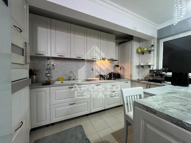Apartament cu 3 camere semidecomandat, mobilat în UTA