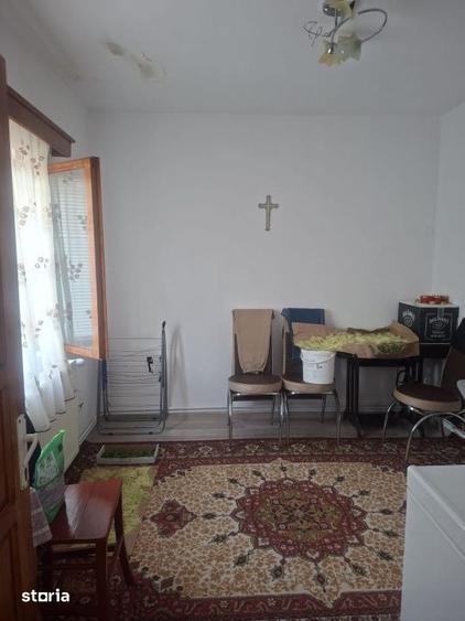 Casă cu 4 camere cu Teren 1000 Mp în Surani
