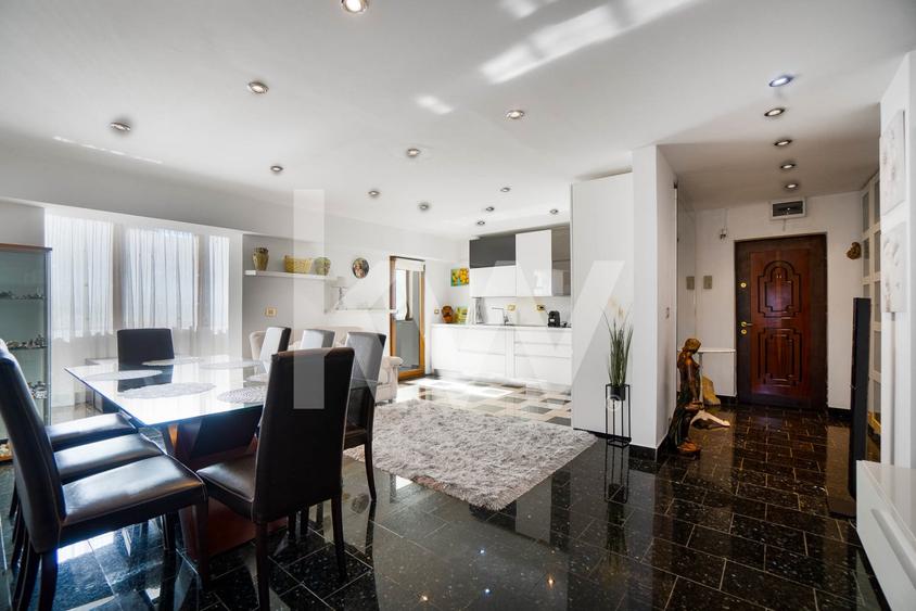 Apartament cu 3 camere decomandat, mobilat în Răcădău