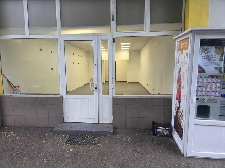 Spațiu comercial, de 85 mp, în Nord