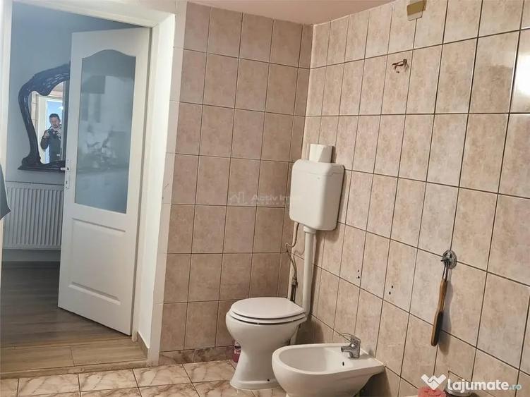 Casă cu 3 camere cu Teren 300 Mp în Muncitoresc