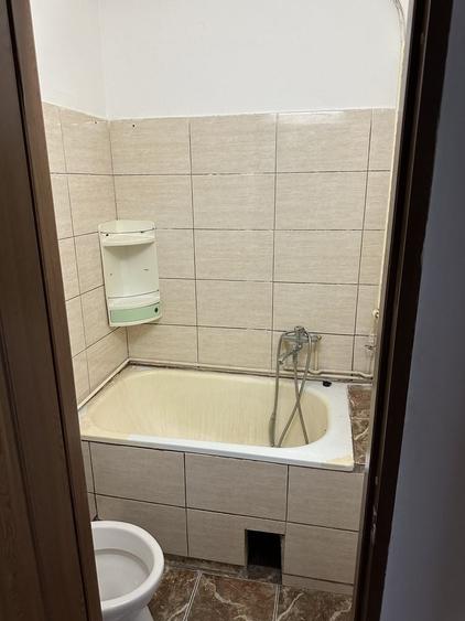 Garsonieră decomandată în Calea Caransebeșului