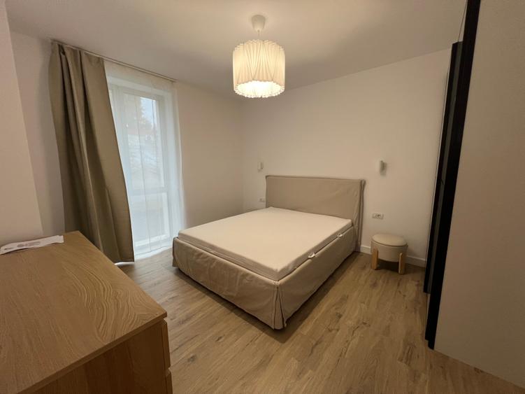 Apartament cu 3 camere, mobilat în Armeneasca