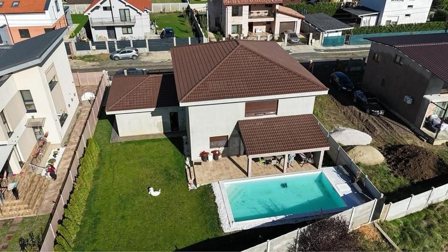 Casă cu 4 camere în Moșnița Nouă