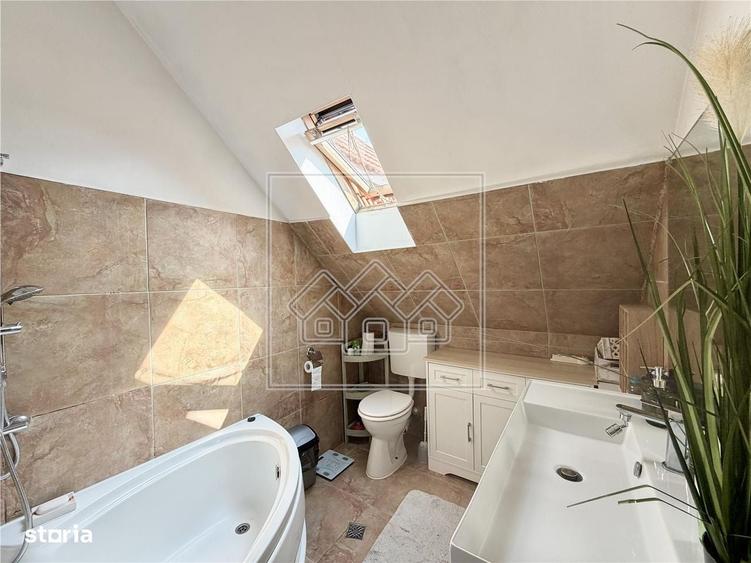 Casă cu 4 camere cu Teren 200 Mp în Central
