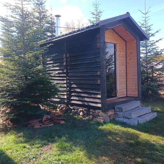 Casă cu 4 camere în Dealu Botii