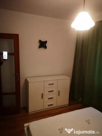 Apartament 3 camere decomandat de vanzare zona Tomis Nord - 1