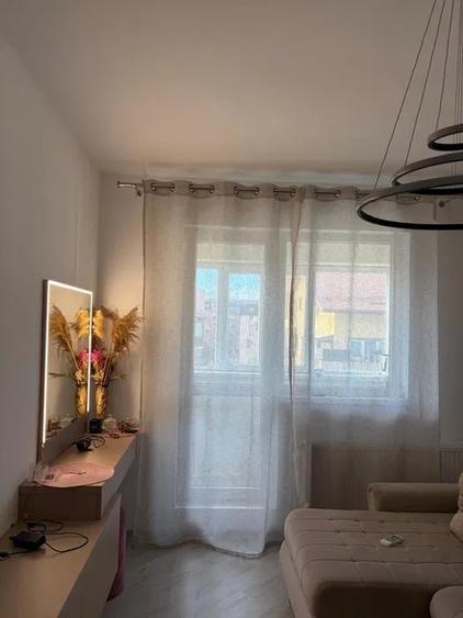 Închiriere Apartament 2 camere în Militari - 2