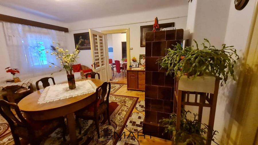 Casă cu 2 camere cu Teren 200 Mp în Central