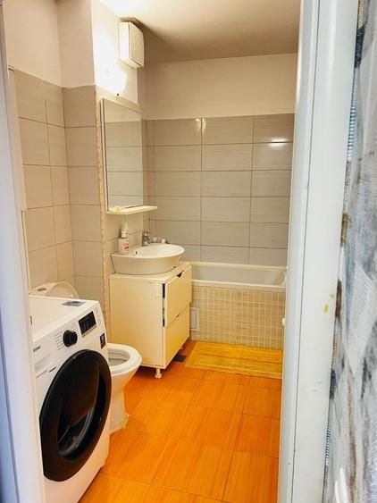 Apartament semidecomandat în Central