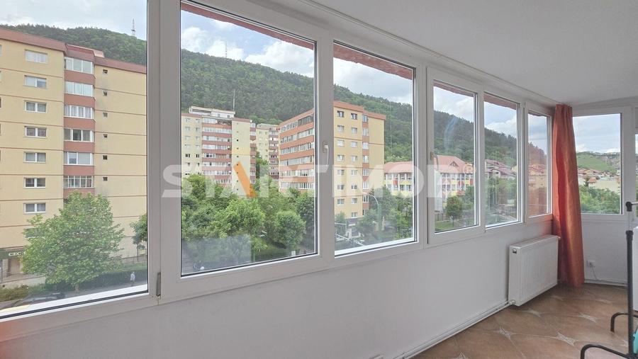 Garsonieră semidecomandată, mobilată în Răcădău