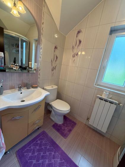 Casă individuală cu 4 camere cu Teren 327 Mp în Cetate