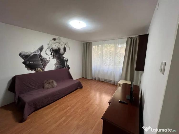 Garsonieră decomandată în Brâncoveanu