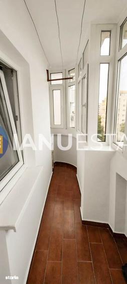 Apartament cu 3 camere semidecomandat în Timpuri Noi