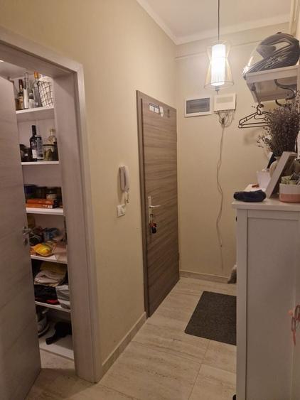 Apartament cu 3 camere decomandat, mobilat în Giroc