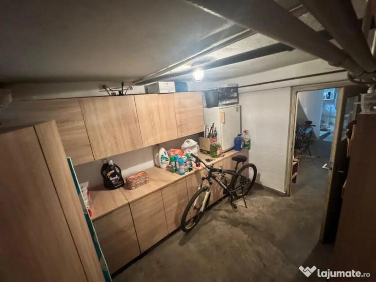 Casă cu 4 camere cu Teren 120 Mp în 1 Mai