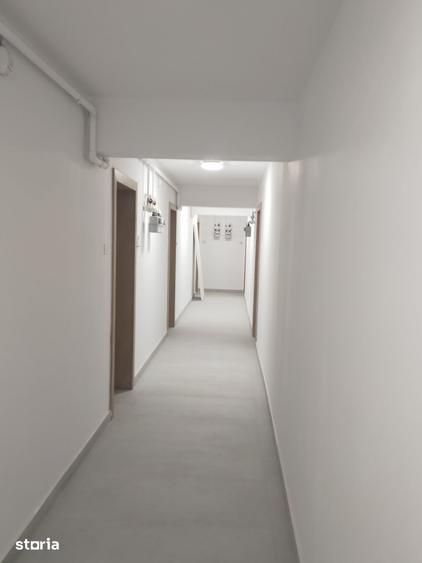 Spațiu comercial, de 300 mp, în Central