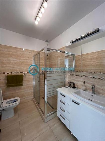 Casă individuală cu 5 camere cu Canalizare în Bereasca