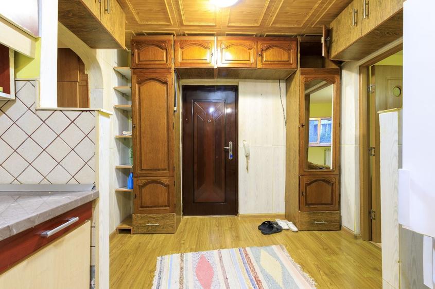 Apartament cu 2 camere decomandat în Aviației