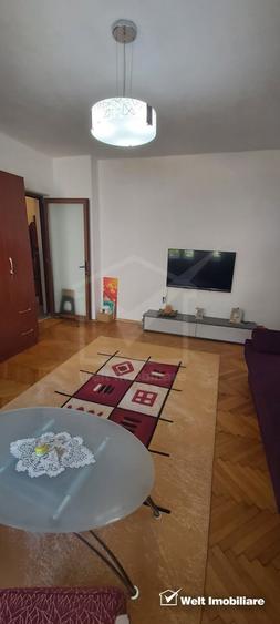 Apartament cu 2 camere decomandat, mobilat în Central