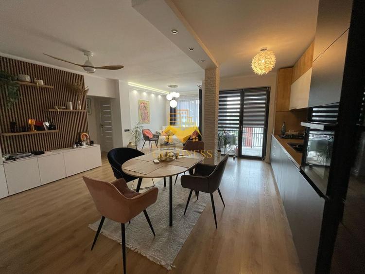 Apartament cu 3 camere semidecomandat, mobilat în Bună Ziua