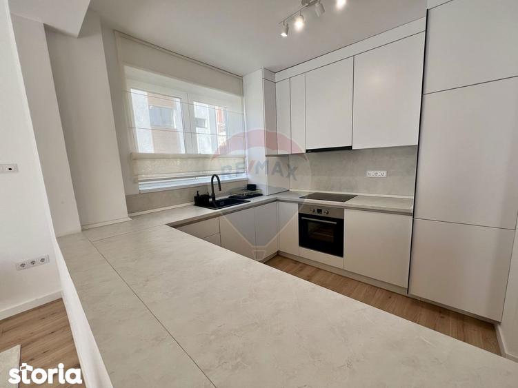 Apartament cu 2 camere decomandat în Cristian