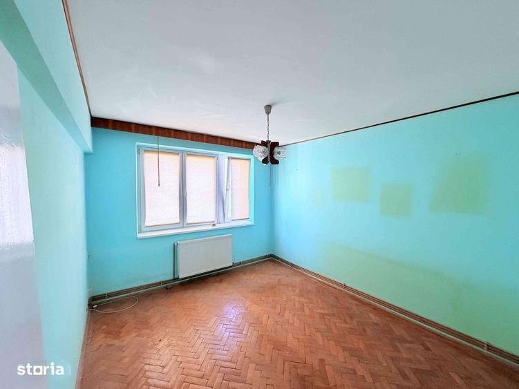 Apartament cu 2 camere decomandat în Piața Unirii