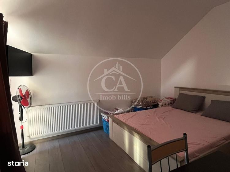 Apartament cu 4 camere decomandat în Rontău