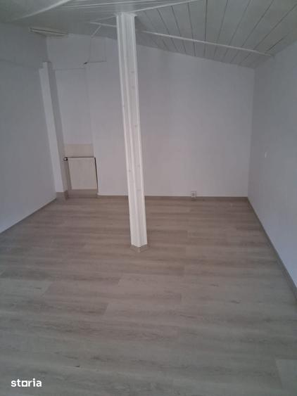 Casă cu 6 camere cu Teren 200 Mp în Timpuri Noi