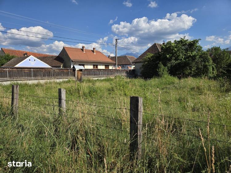 Teren de 1837 mp, în Porumbacu de Jos