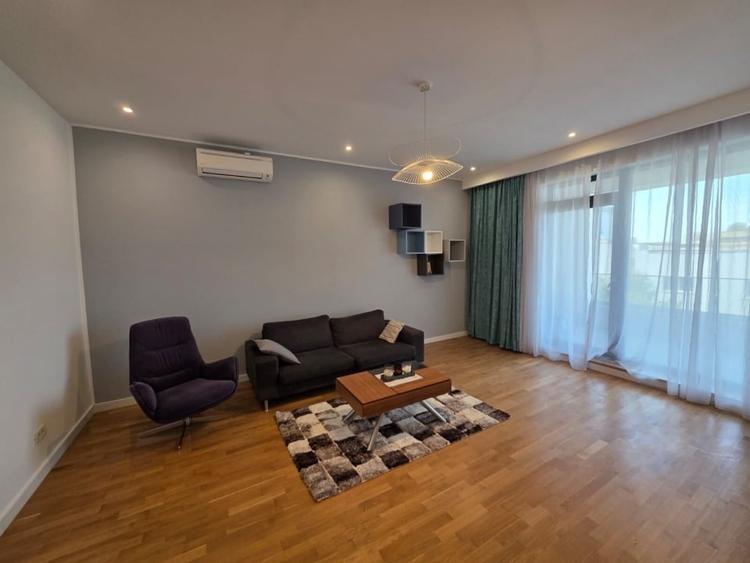 Apartament cu 2 camere decomandat, mobilat în Herăstrău — fotografia 3