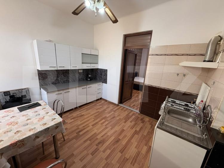Apartament cu 2 camere semidecomandat, mobilat în Semicentral