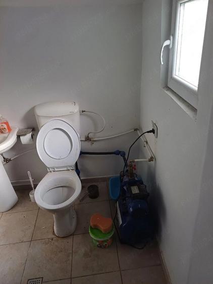 Casă cu 5 camere cu Teren 1100 Mp în Colceag