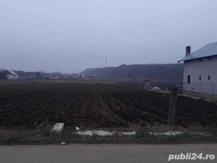 Teren de 2000 mp, în Central