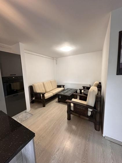 Apartament cu 2 camere în Florești