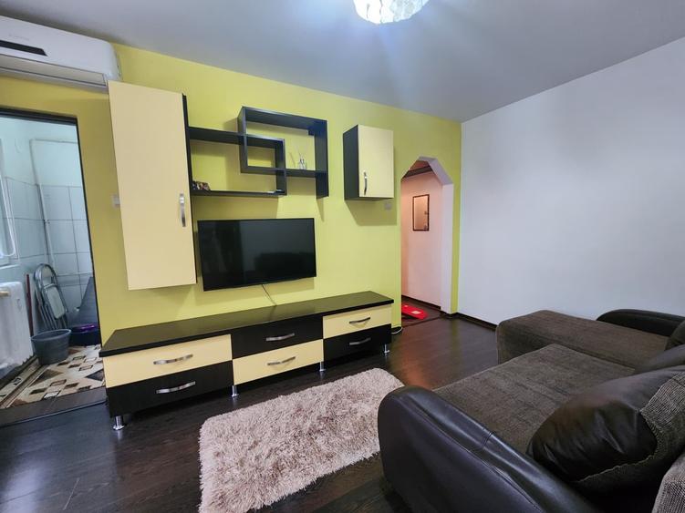 Apartament cu 2 camere nedecomandat în Tătărași