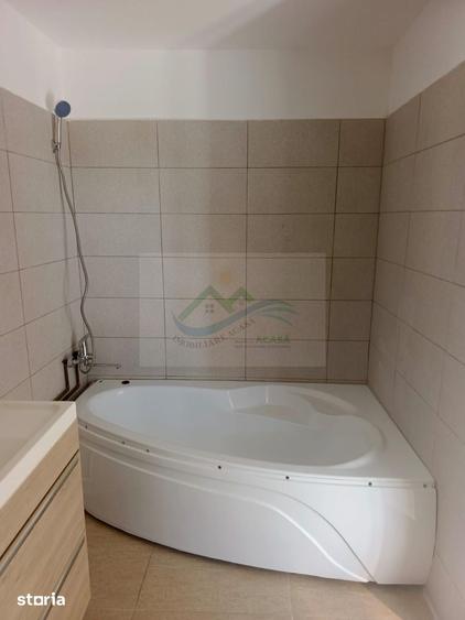 Casă cu 4 camere cu Teren 500 Mp în Valea Moldovei