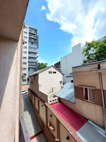 Apartament cu 2 camere decomandat în Decebal